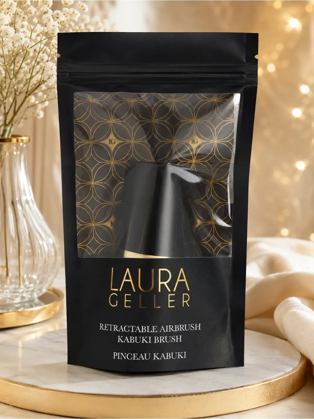 Laura Geller Retractable Airbrush Kabuki Brush – Travel Makeup Brush